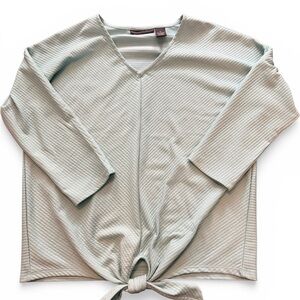 Presswick & Moore V-Neck Tie-Front Top Textured Size Medium Light Blue